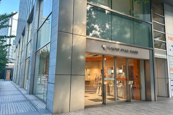 ���x�X �O��