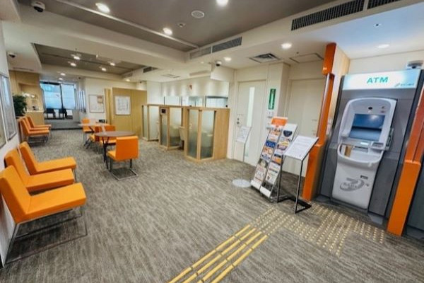 ���R���u�x�X ����